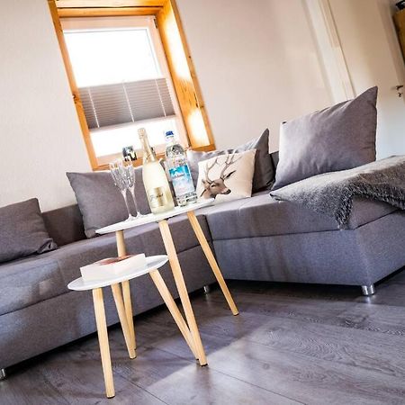 Neu Renoviertes Ferienhaus/Wohnunng Kleine Auszeit ซอนเนนบูล ภายนอก รูปภาพ