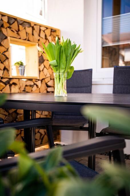 Neu Renoviertes Ferienhaus/Wohnunng Kleine Auszeit ซอนเนนบูล ภายนอก รูปภาพ