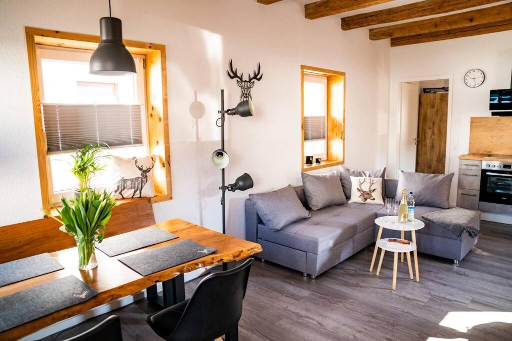 Neu Renoviertes Ferienhaus/Wohnunng Kleine Auszeit ซอนเนนบูล ภายนอก รูปภาพ